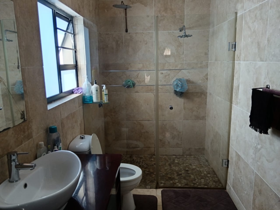 3 Bedroom Property for Sale in Beacon Bay North Eastern Cape